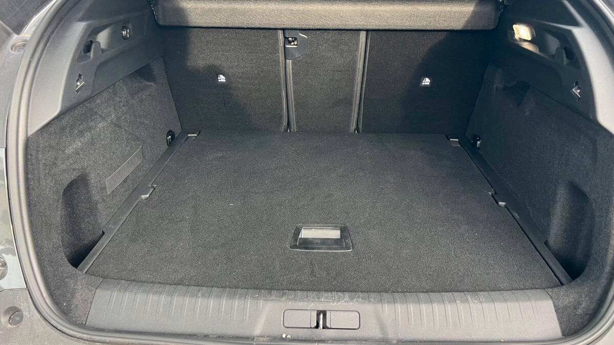 Peugeot 3008 1.2 hybrid Allure 145cv e-dcs6