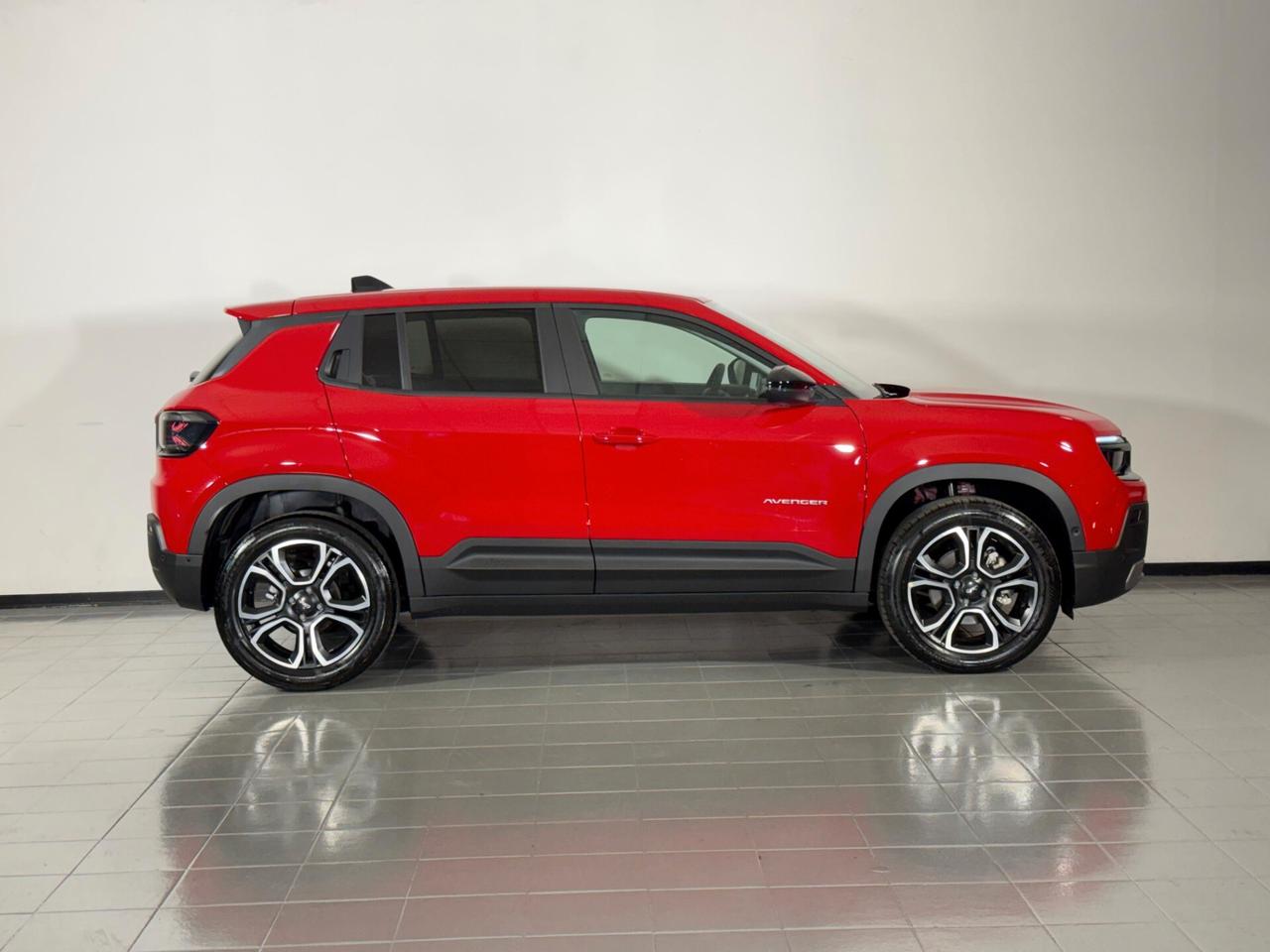 Jeep Avenger 1.2 Turbo 100 CV MHEV Summit