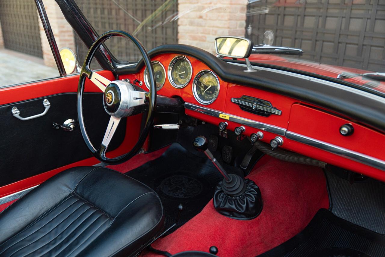 Alfa Romeo Giulia Spider - RDS01661