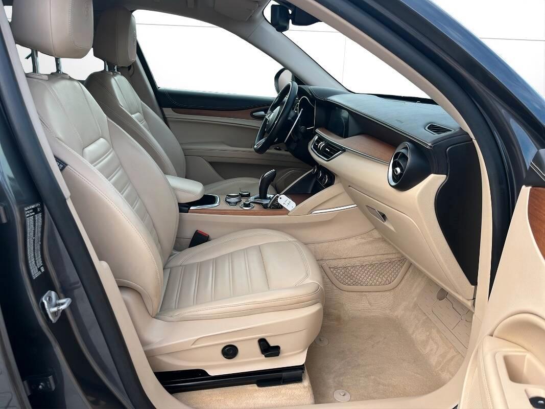 Alfa Romeo Stelvio 2.2 t Ti Q4 210cv auto