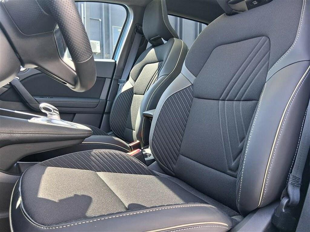 Renault Captur 1.6 E-Tech full hybrid Iconic Auto