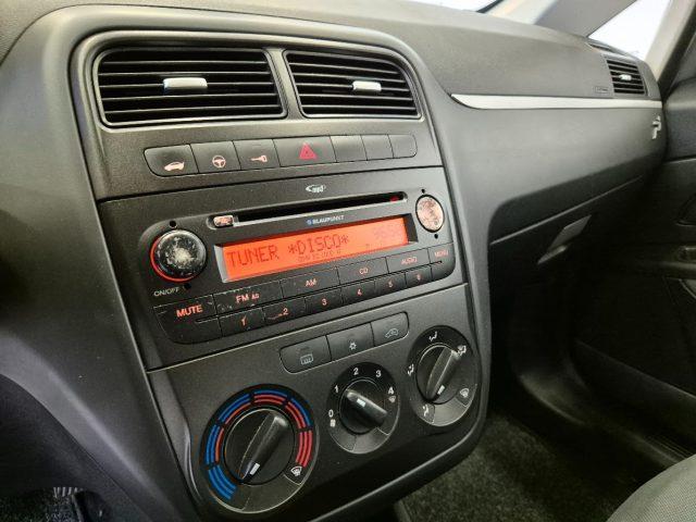 FIAT Grande Punto 1.4 5 porte Dynamic - NEOPAT. - Clima - Mp3