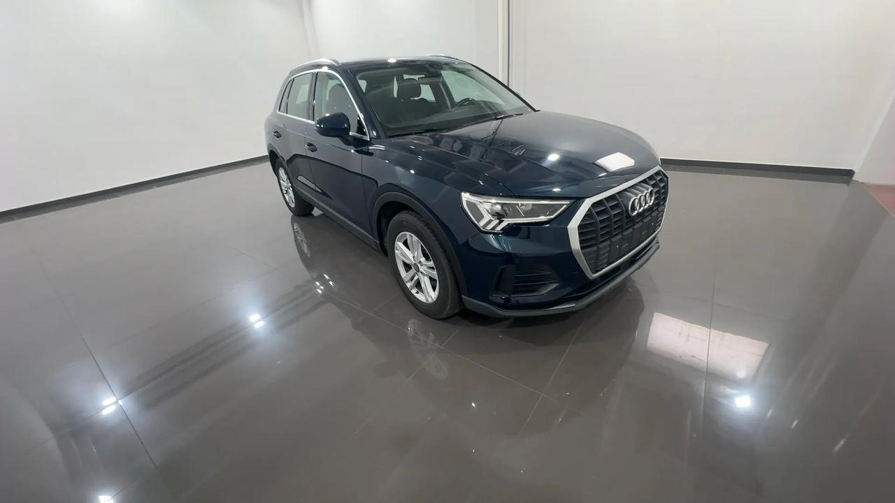 Audi Q3 35 TDI S tronic Business