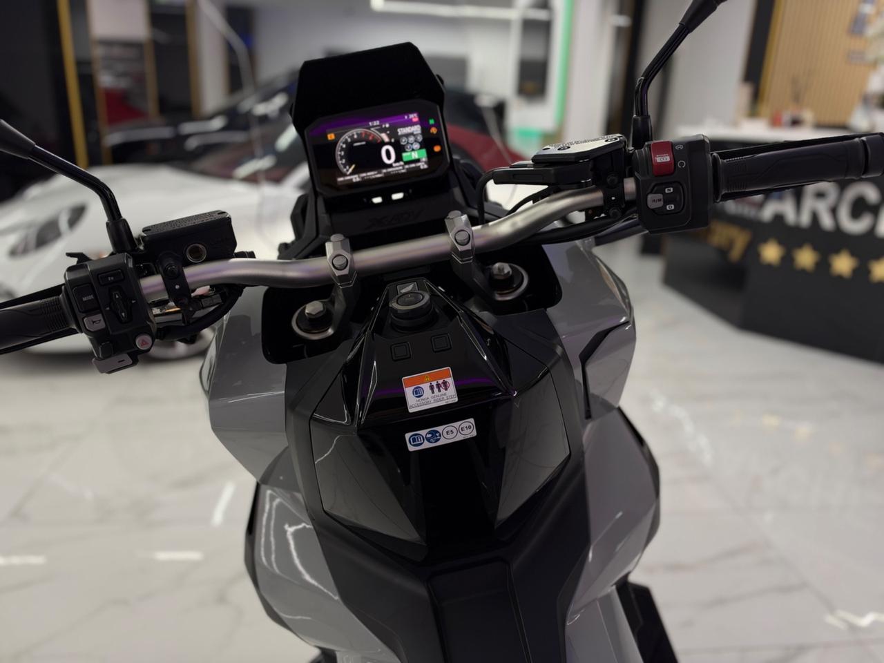 Honda X-ADV 750 DCT Special Color