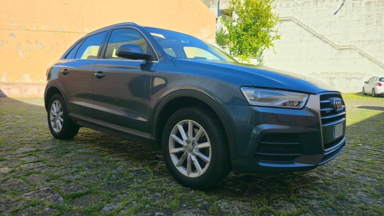 AUDI Q3 QUATTRO BUSINESS 2.0 TDI