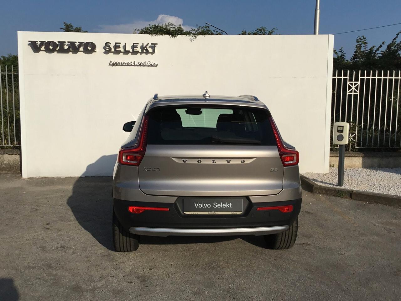 Volvo XC40 B3 automatico Core