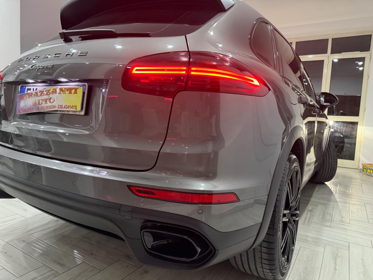 Porsche Cayenne 3.0D250cv BLACK+R21+CHRONO SPORT2016