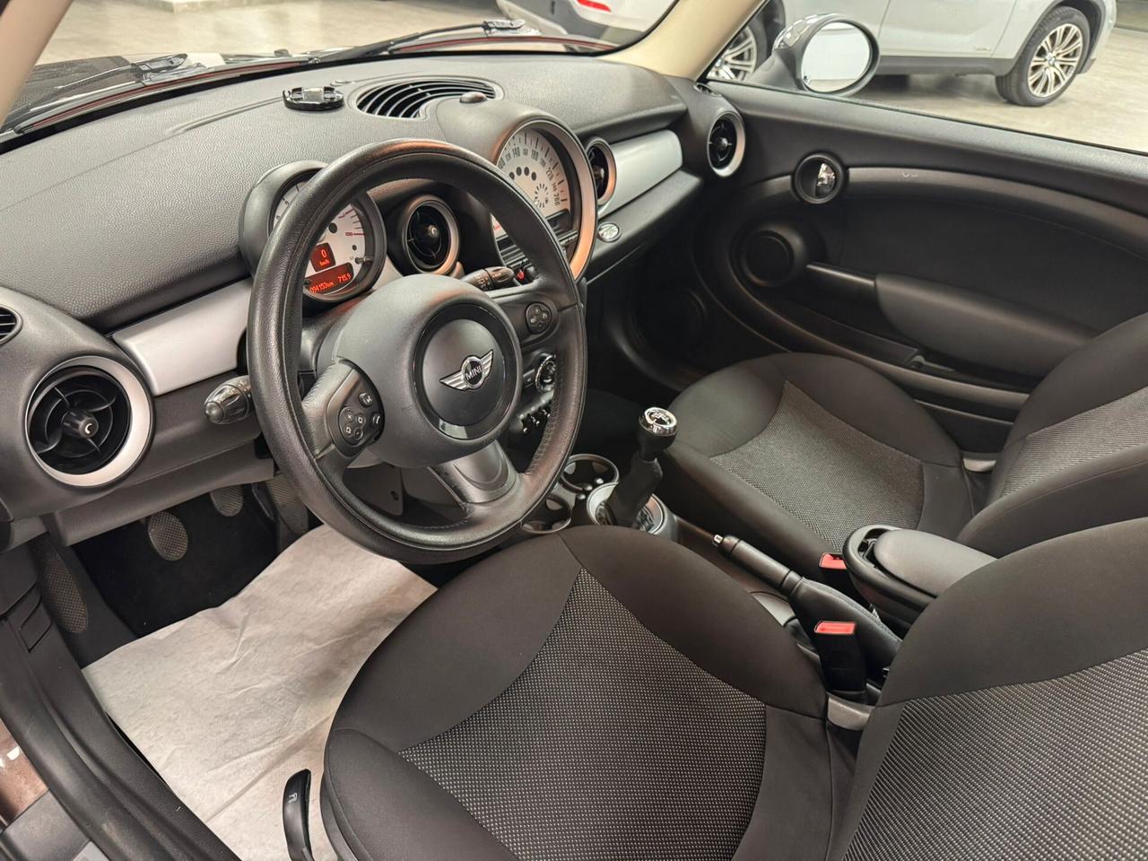 Mini 1.6 16V One (55kW)