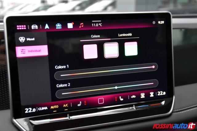 VOLKSWAGEN Tiguan 2.0 TDI 150 CV DSG EDITION PLUS + R18 + GANCIO TRA