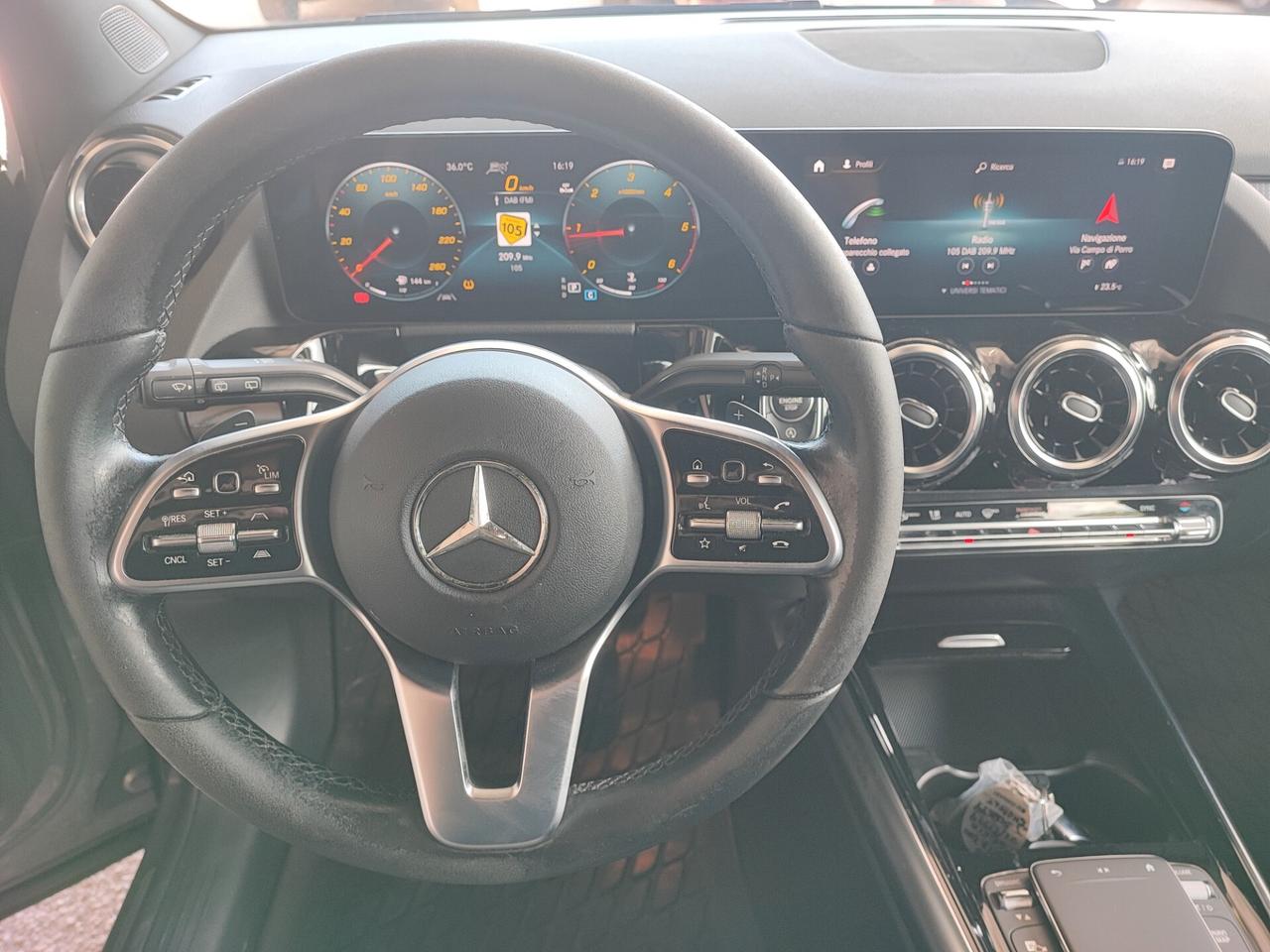 Mercedes-benz GLA 200 d Automatic Premium