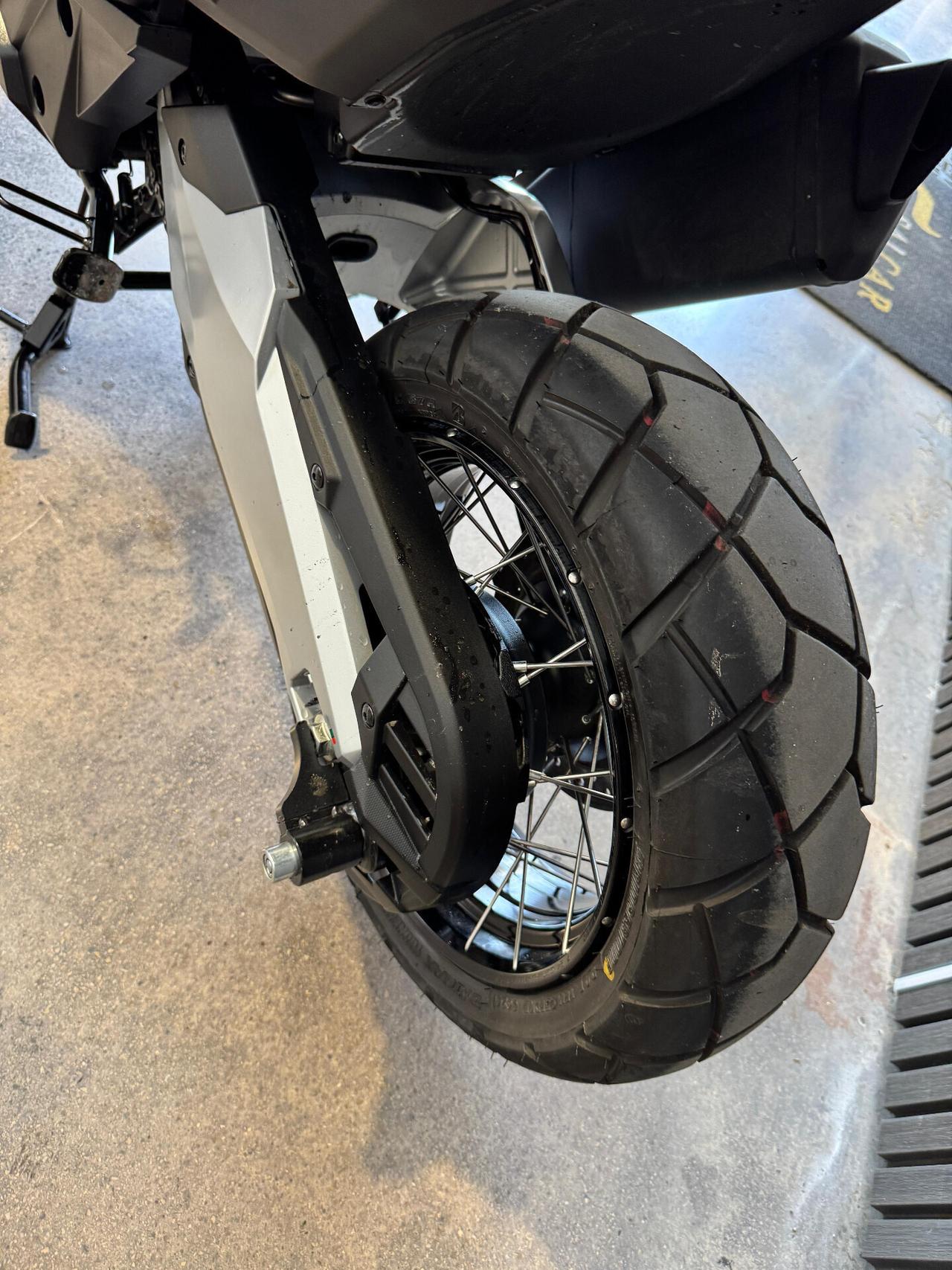 Honda X-ADV 750 2025
