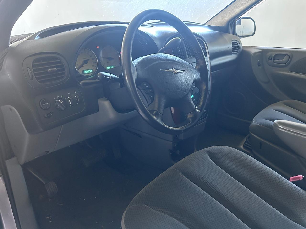 Chrysler Voyager Grand 2.8 CRD cat LX Auto