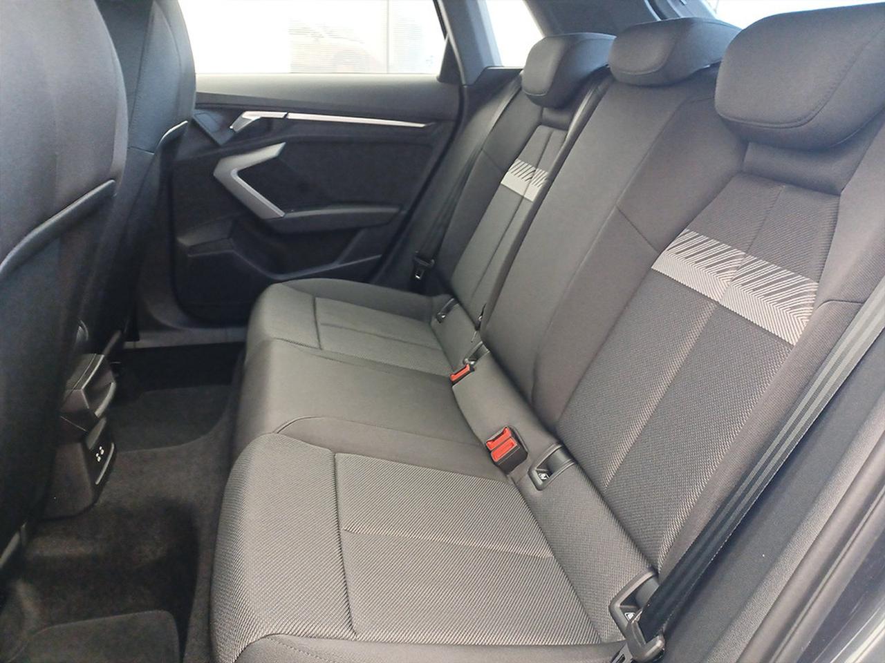 Audi A3 allstreet 35 2.0 tdi business advanced s-tronic