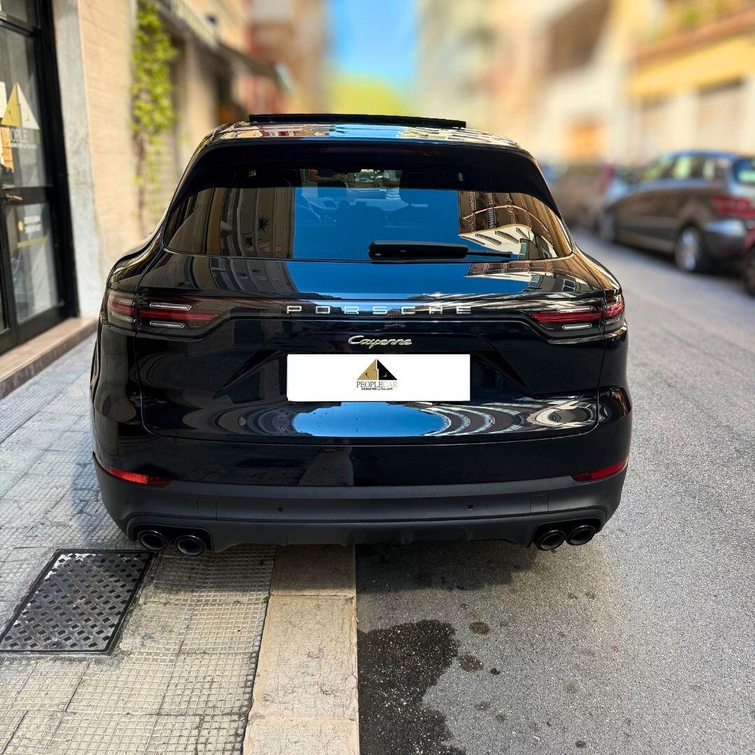 Porsche Cayenne 3.0 V6 E-Hybrid