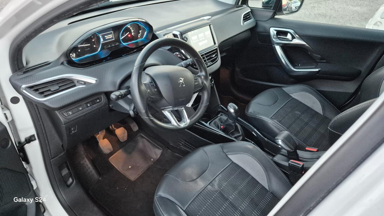 Peugeot 2008 BlueHDi 100 Black Matt