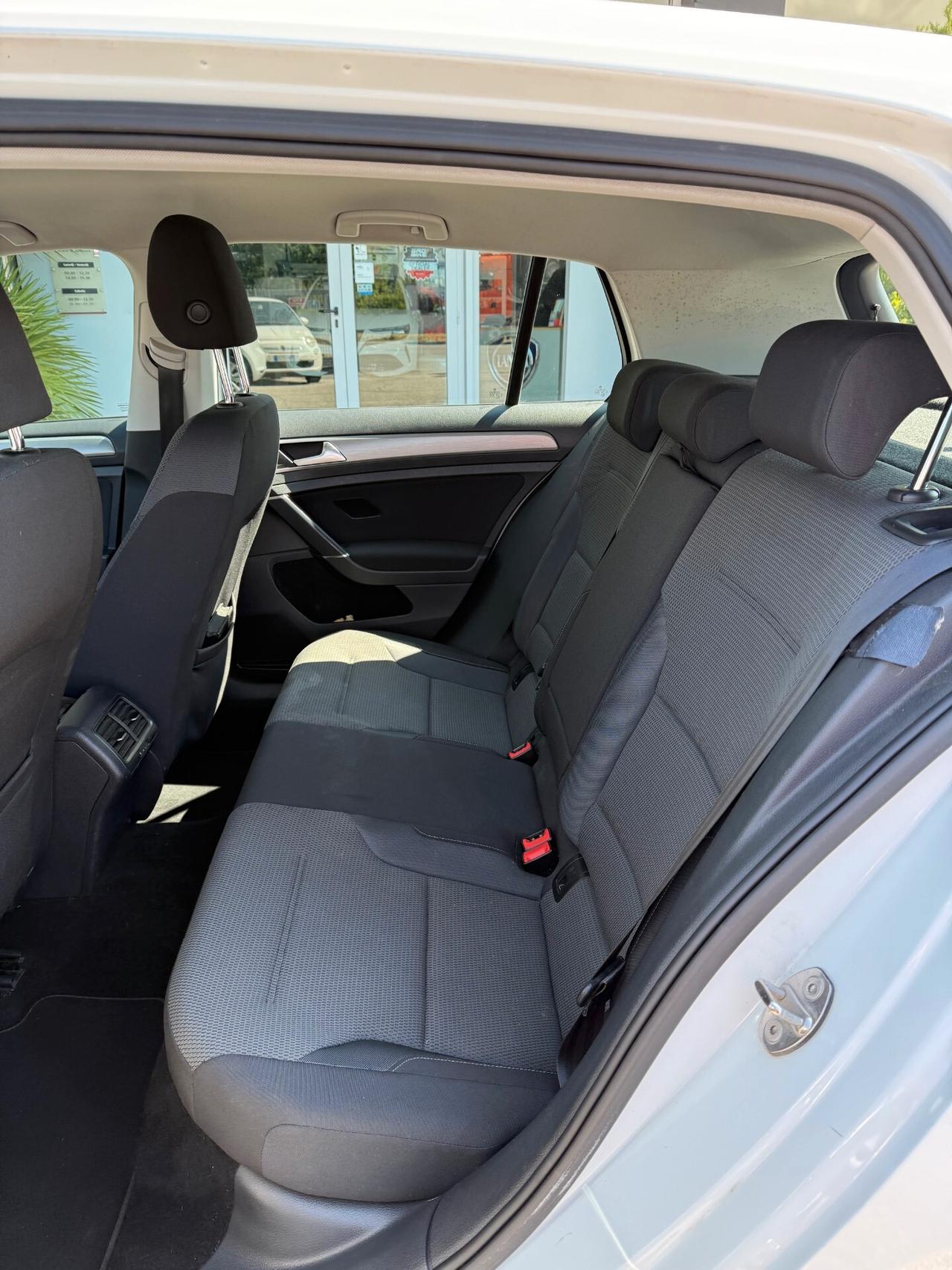 Volkswagen Golf 1.6 TDI 5p. Trendline BlueMotion Technology