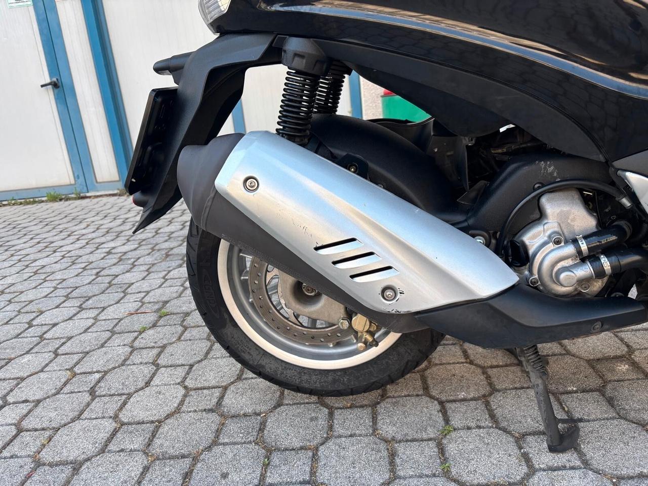 Piaggio Beverly 300 i.e. - Rif.581