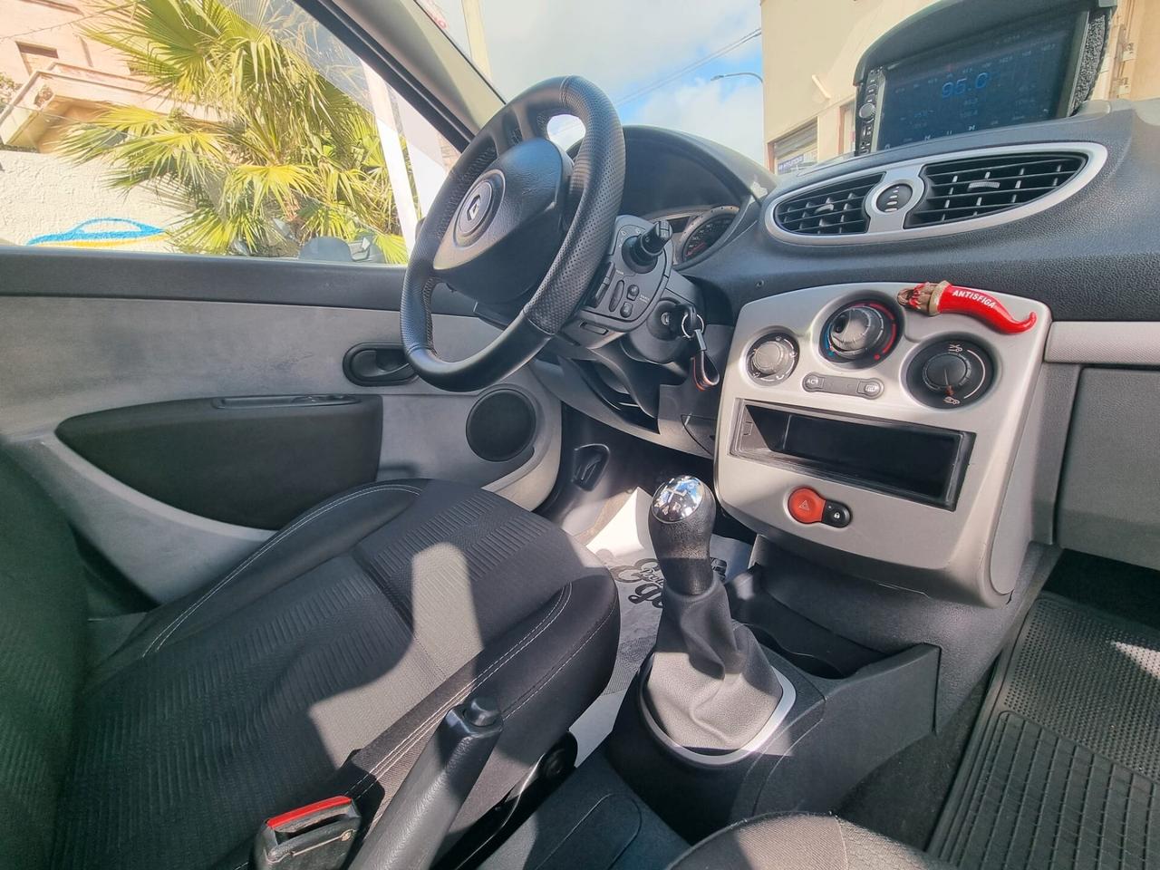 Renault Clio 1.5 dCi 85CV 5 porte Dynamique