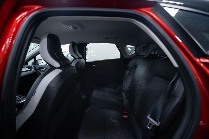 Renault Captur 1.6 E-Tech hybrid Intens 145cv auto