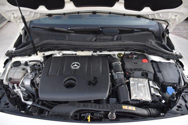 MERCEDES-BENZ B 180 d Automatic Sport Plus *NAVIGATORE*