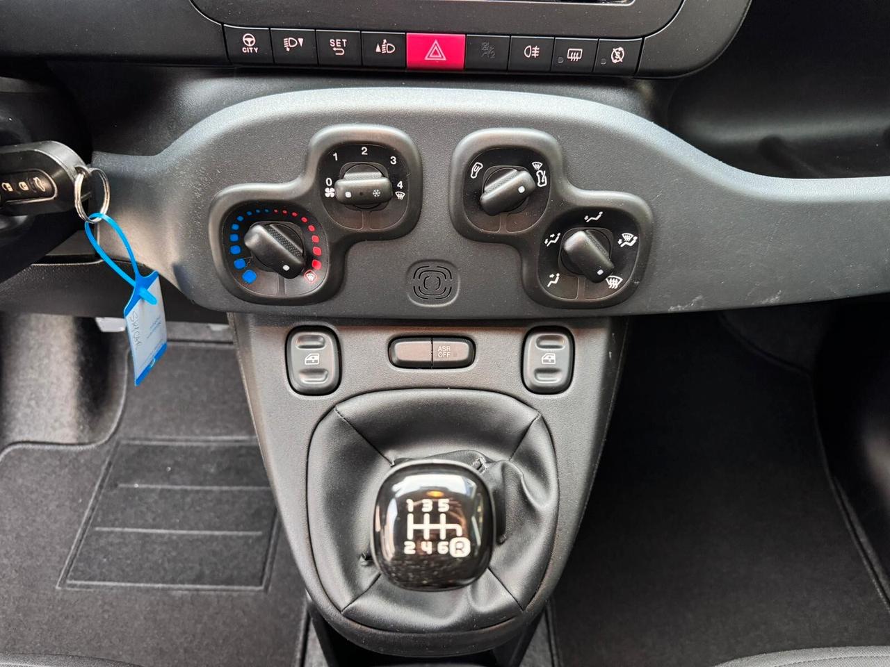 Fiat Panda 1.0 FireFly S&S Hybrid IVA ESPOSTA