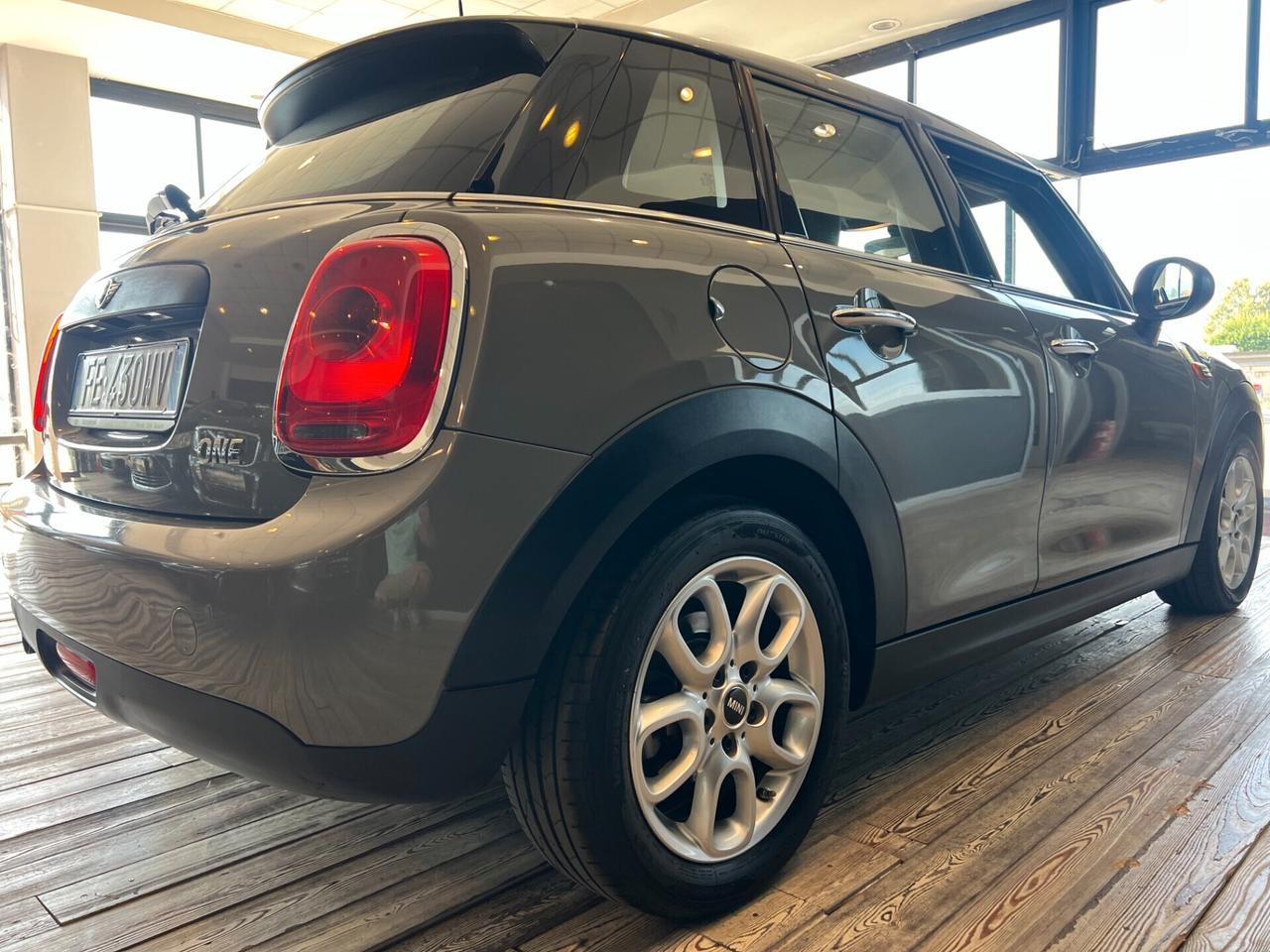 Mini 5 porte 1.2 benzina/GARANZIA