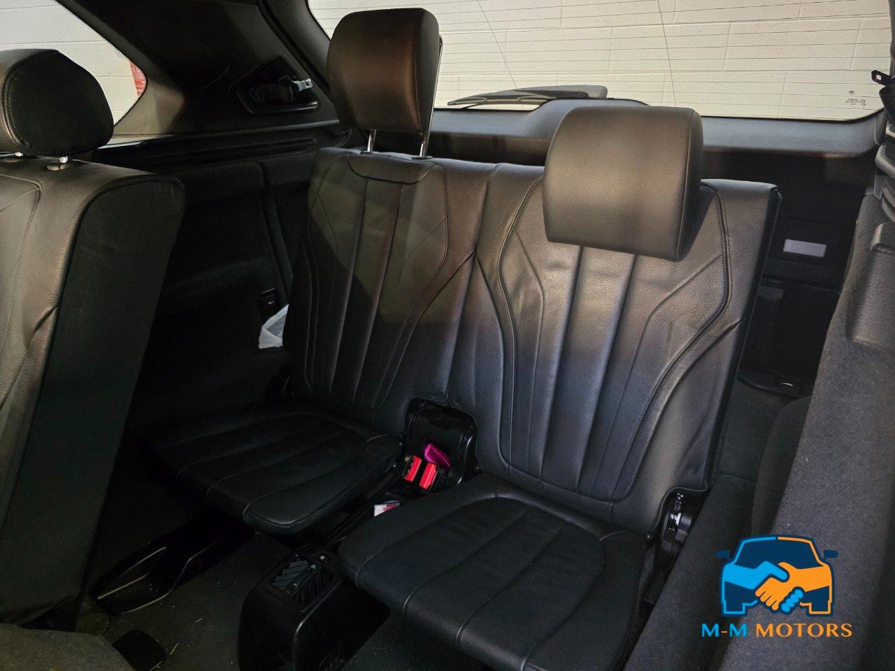 BMW X5 xdrive25d Luxury 218cv auto 7 POSTI