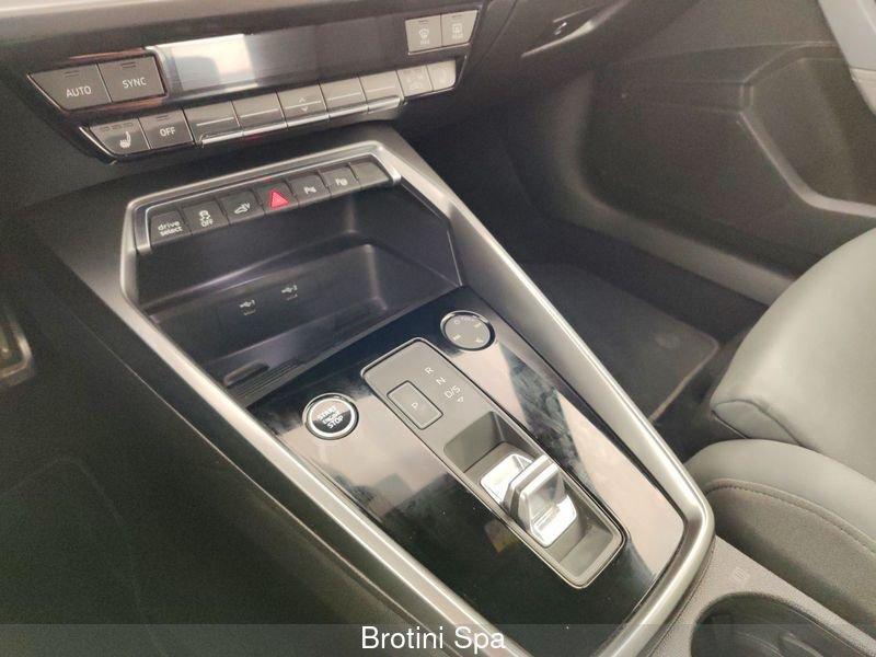 Audi A3 A3 SPB 40 TFSI e S tronic Business Advanced