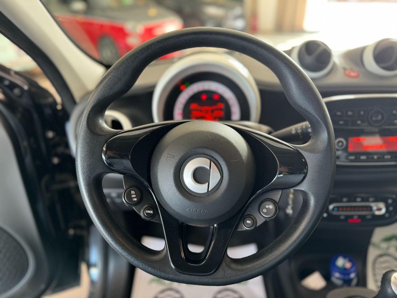 SMART ForFour 70 1.0 Passion Manuale Uni PRo