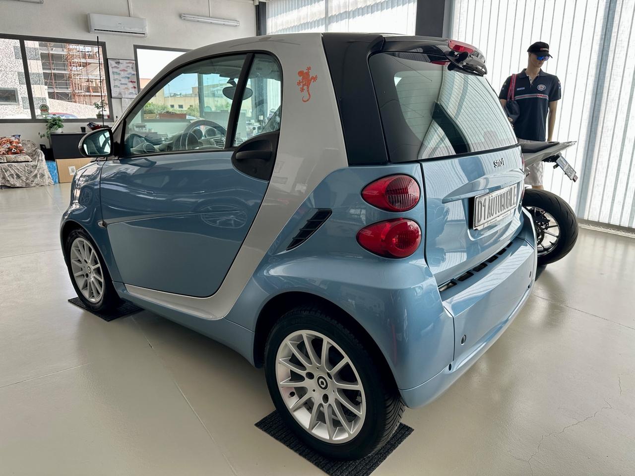 Smart ForTwo 1000 52 kW coupé passion
