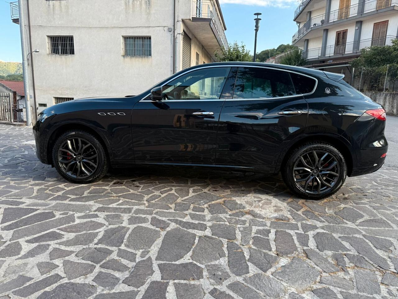 Maserati Levante Restyling 3.0d 250cv Q4 11-2019