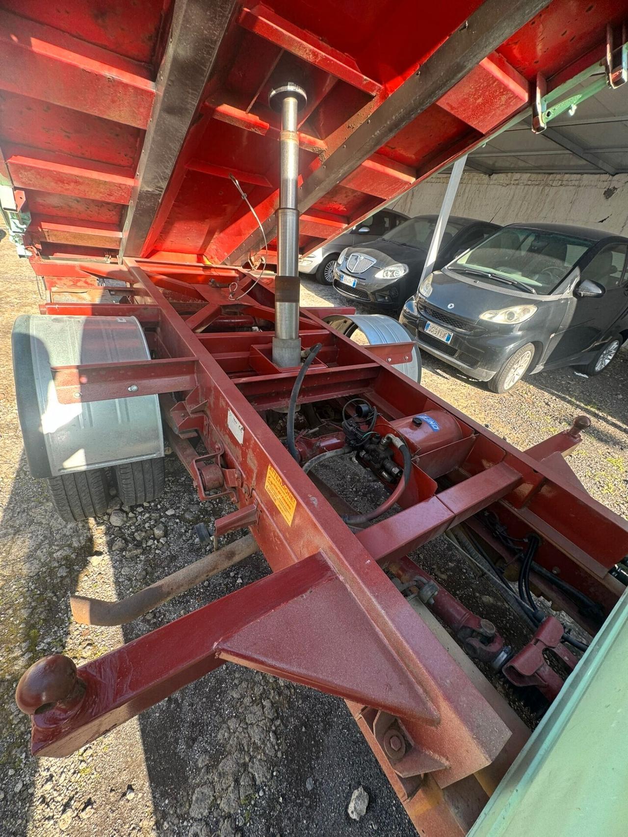 IVECO DAILY 35C13 RIBALTABILE TRI LATERALE MOTORE 2.8 TURBO