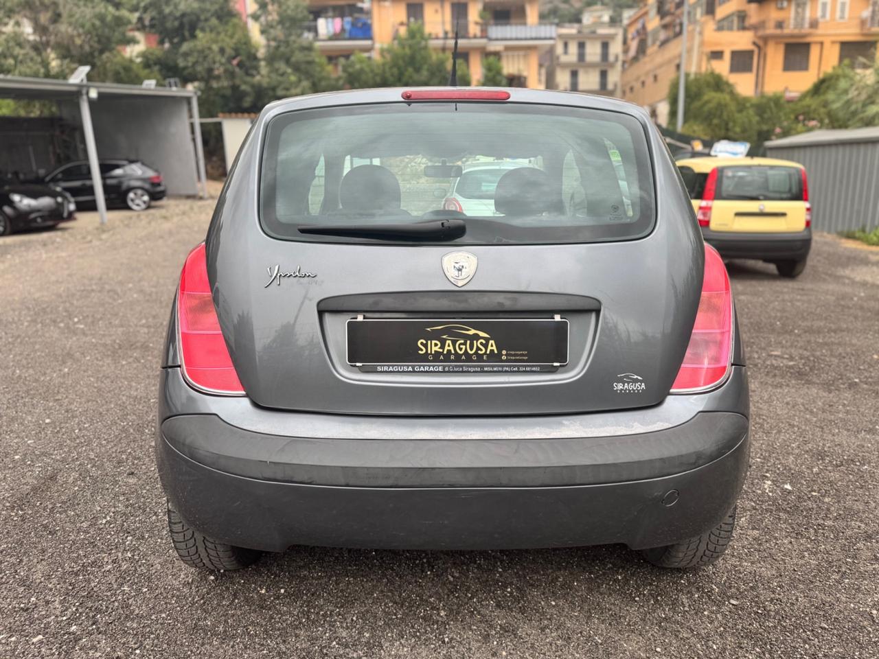 Lancia Ypsilon 1.2 16V Argento