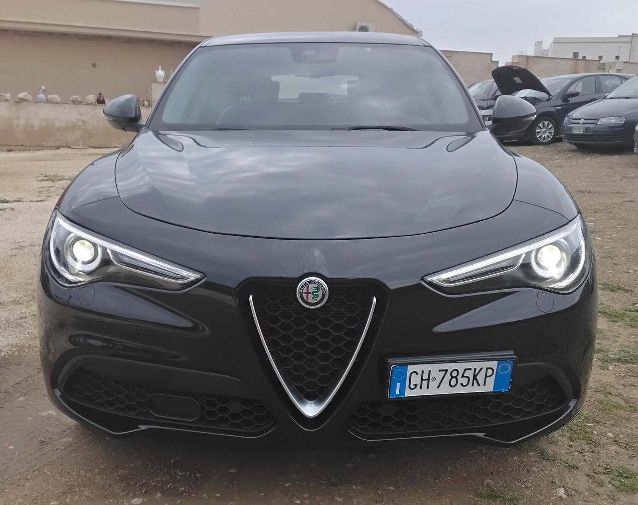 Alfa Romeo Stelvio 2.2 Turbodiesel 190 CV AT8 RWD Executive