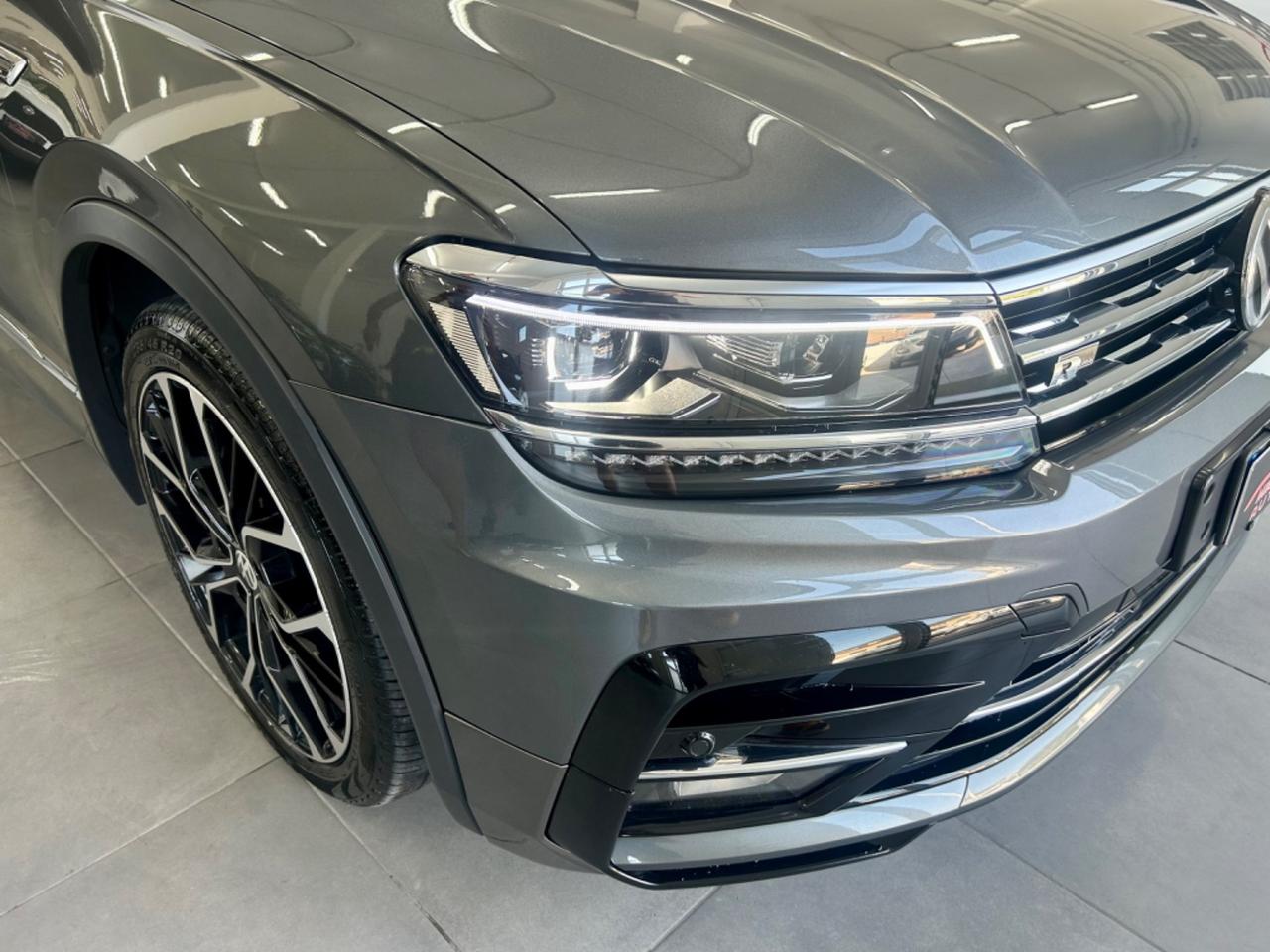 VW Tiguan 2.0 BiTDI DSG 4MOTION R-Line FINANZIABILE
