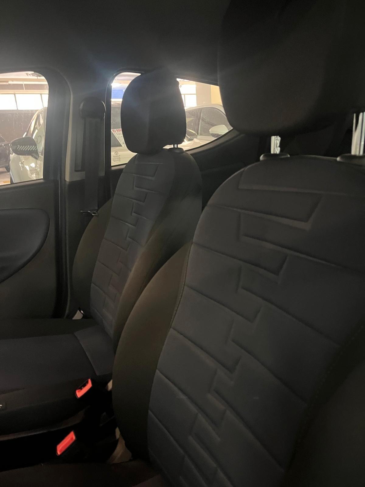 Lancia Ypsilon 1.0 FireFly 5 porte S&S Hybrid Platino