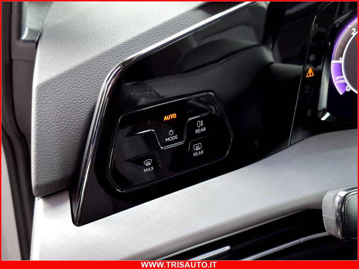 VOLKSWAGEN Golf 2.0 Tdi Life NEOPATENTATI (FULL LED+NAVI)