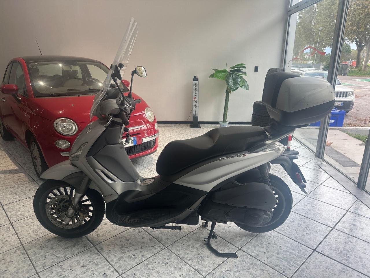 Piaggio Beverly 300 i.e. Beverly I.E. ABS ASR