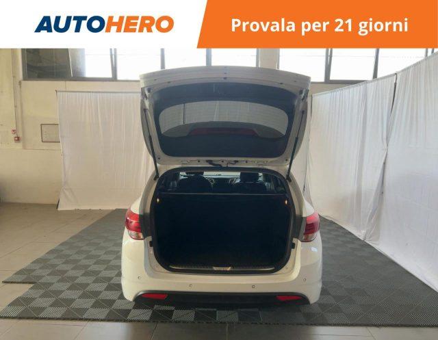 HYUNDAI i40 Wagon 1.7 CRDi 141 CV 7DCT Business