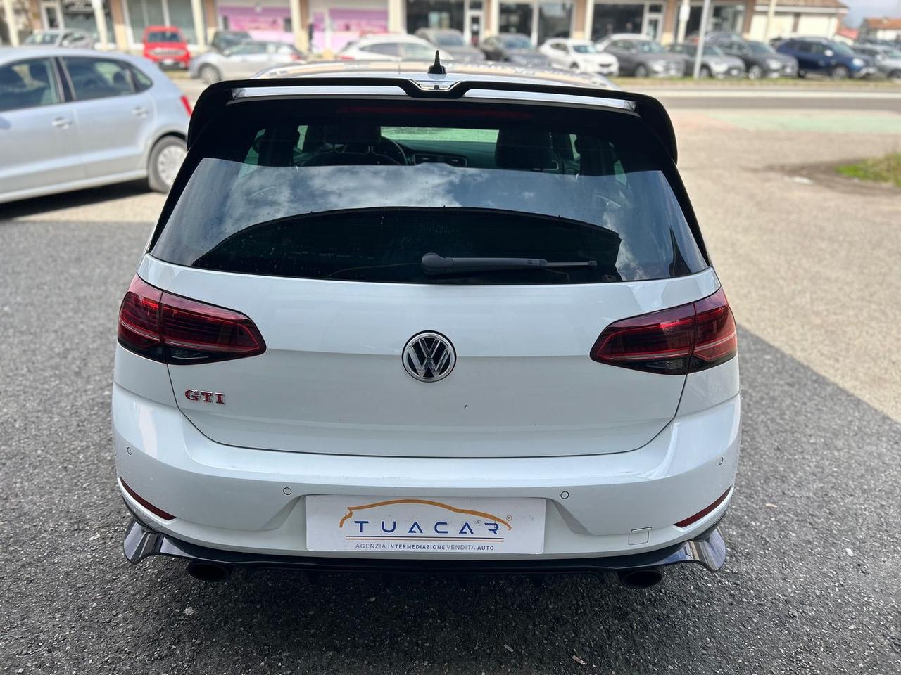 Volkswagen Golf GTI Highline 2.0 TSI GTI Performance