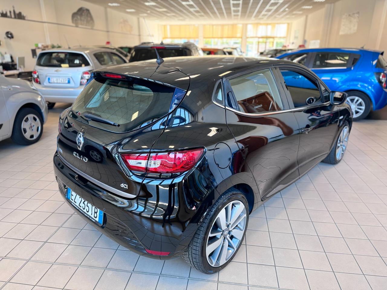 Renault Clio 1.5 dCi 8V 75CV 5 porte Costume National