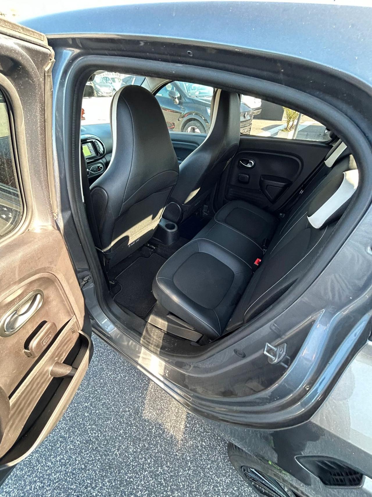 Renault Twingo SCe 65 CV Urban Night