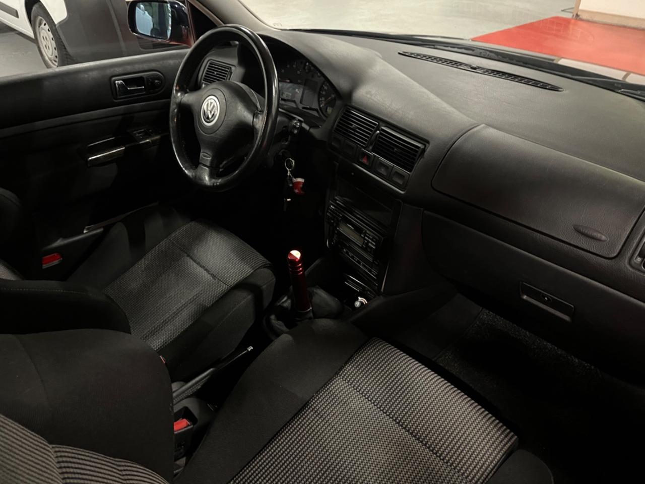 Volkswagen Golf GTI 1.8 turbo 20V cat 5p.