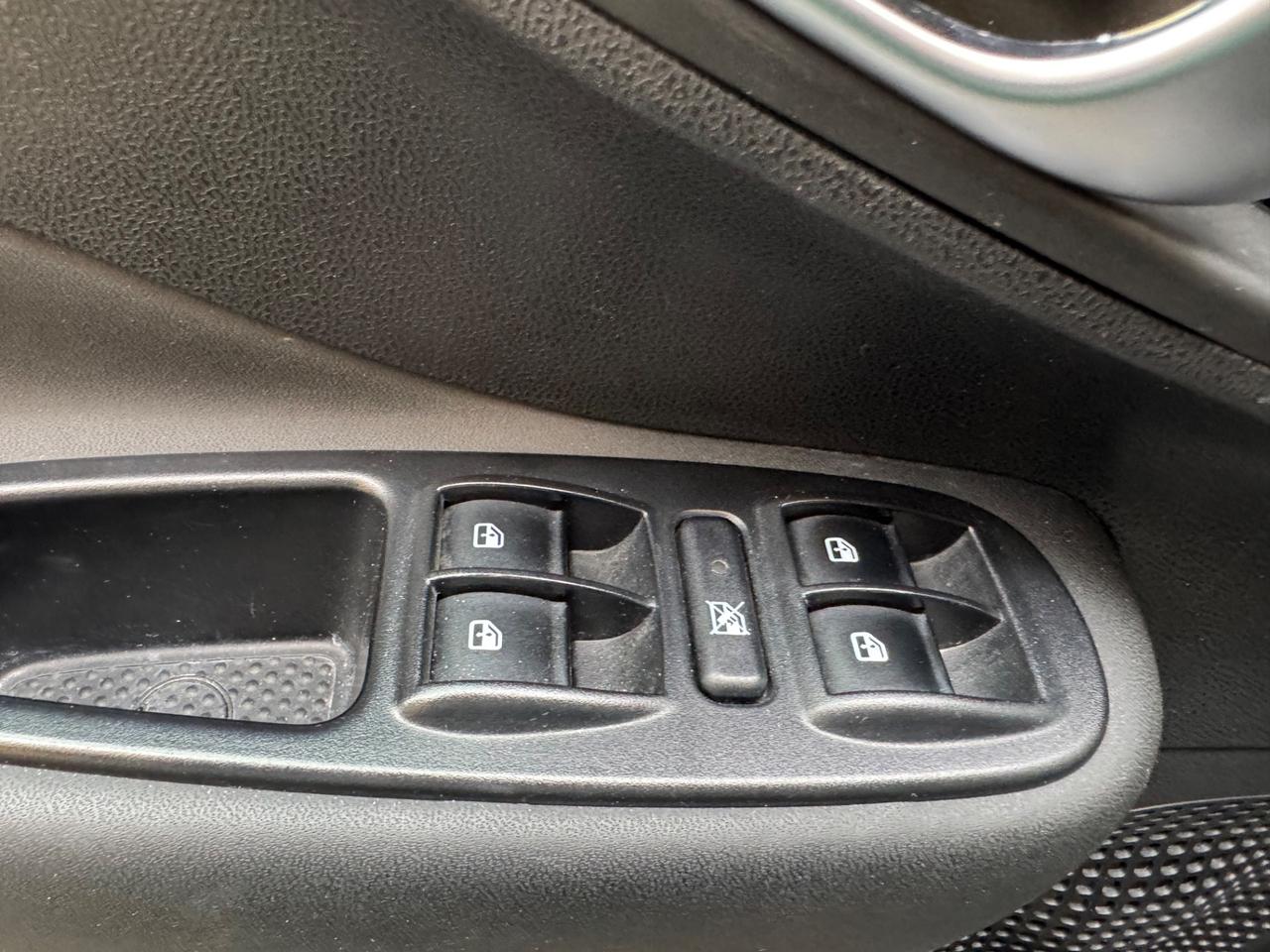 Fiat 500L 1.4 95 CV S&S Cross