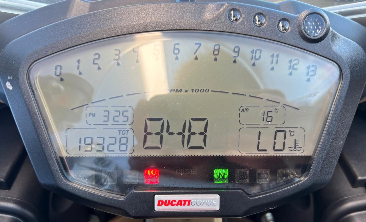 Ducati 848 EVO