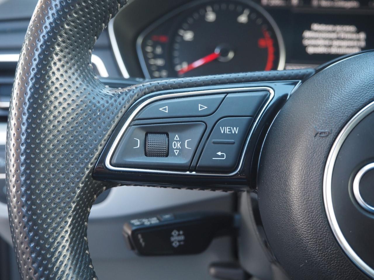 Audi A4 35 TDI S tronic line edition