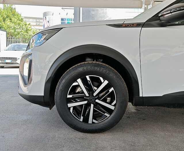 Peugeot 2008 Hybrid 136 e-DCS6 Style