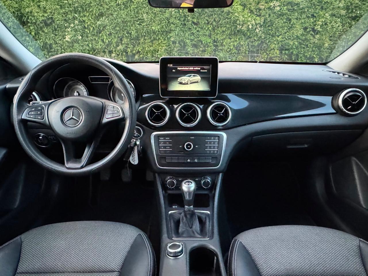Mercedes-benz CLA 180 d S.W. Executive