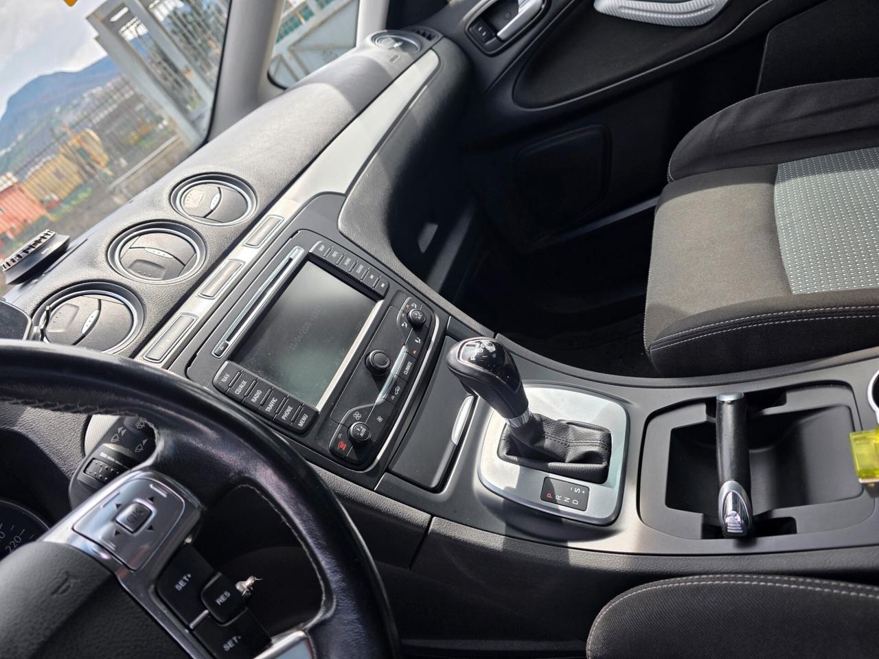 Ford S-Max 2.0 TDCi 163CV Powershift 7 posti Business Nav