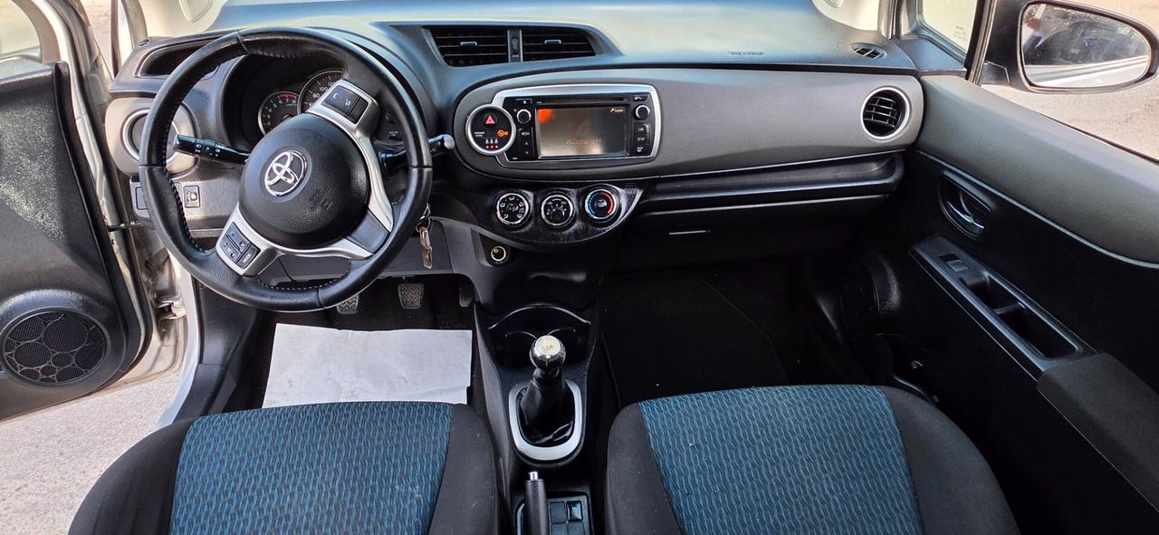 Toyota Yaris 1.0 LOUNGE 5 PORTE UNICA PROPRIETARIA